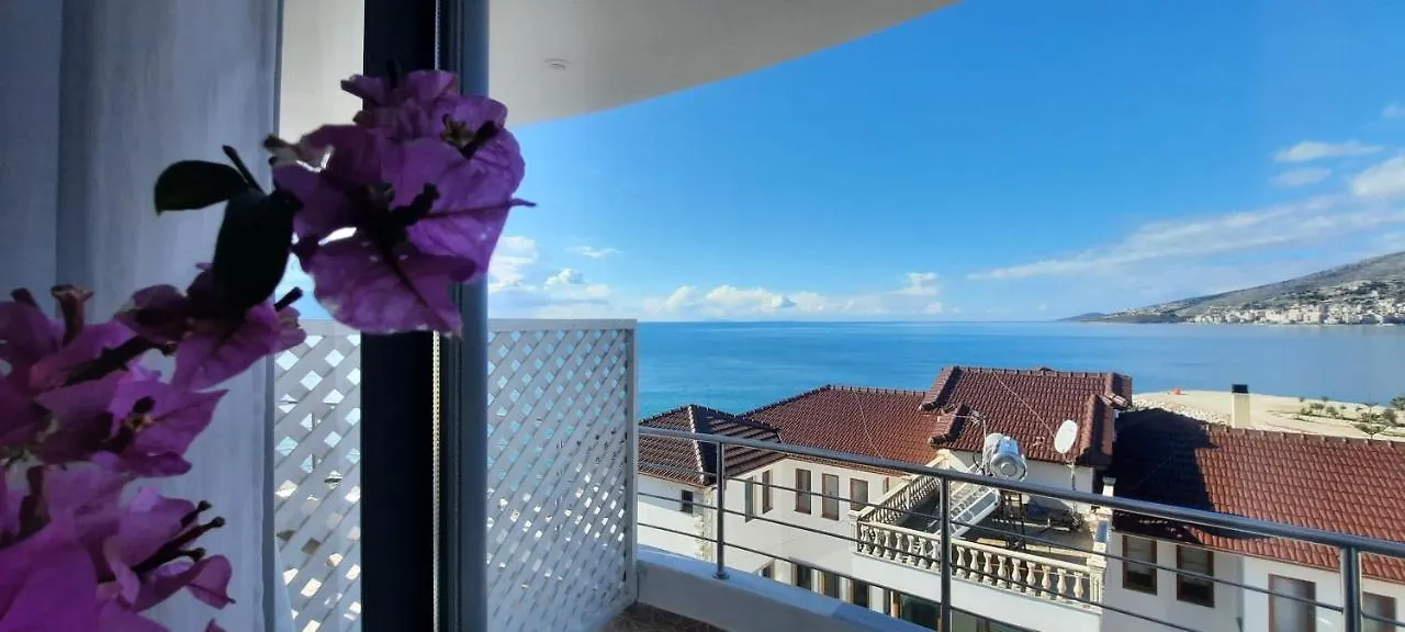 La Mer Hotel Sarandë 4*,